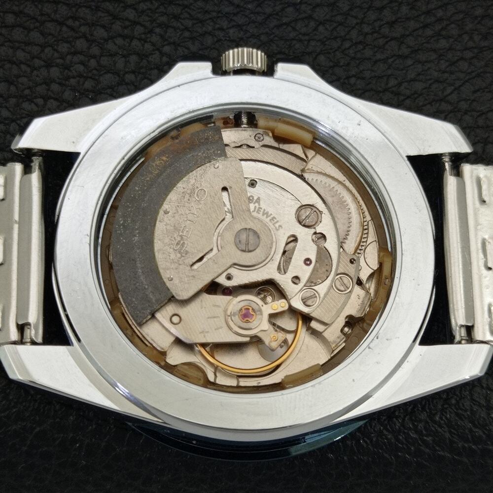 Vintage 1984 Seiko Diver Automatic Mens Silver Watch W/daydate & Blue accents - Picture 9 of 10